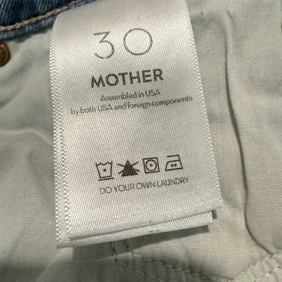 MOTHER The Weekender Blue Flare Leg Jeans - Picture 5 of 6